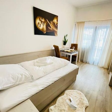 Fewo 20 - Appartement Im Rottalblick - Youngmodern Wohnen, Tiere Willkommen, Bademantelgang Zur Therme, Tv Und Balkon Bad Griesbach (Bavaria) Ngoại thất bức ảnh
