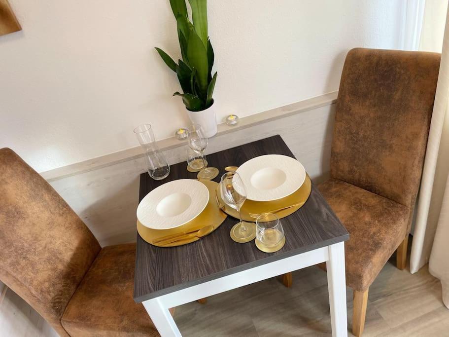 Fewo 20 - Appartement Im Rottalblick - Youngmodern Wohnen, Tiere Willkommen, Bademantelgang Zur Therme, Tv Und Balkon Bad Griesbach (Bavaria) Ngoại thất bức ảnh