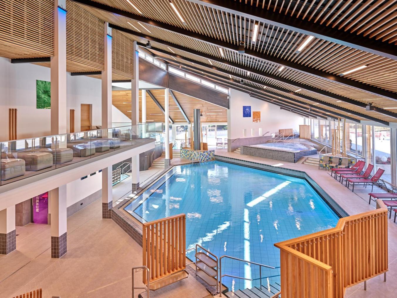 Fewo 20 - Appartement Im Rottalblick - Youngmodern Wohnen, Tiere Willkommen, Bademantelgang Zur Therme, Tv Und Balkon Bad Griesbach (Bavaria) Ngoại thất bức ảnh